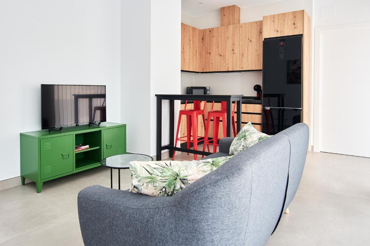 9 Nidos Centrica Suites - Nuevo Plasencia Exteriör bild